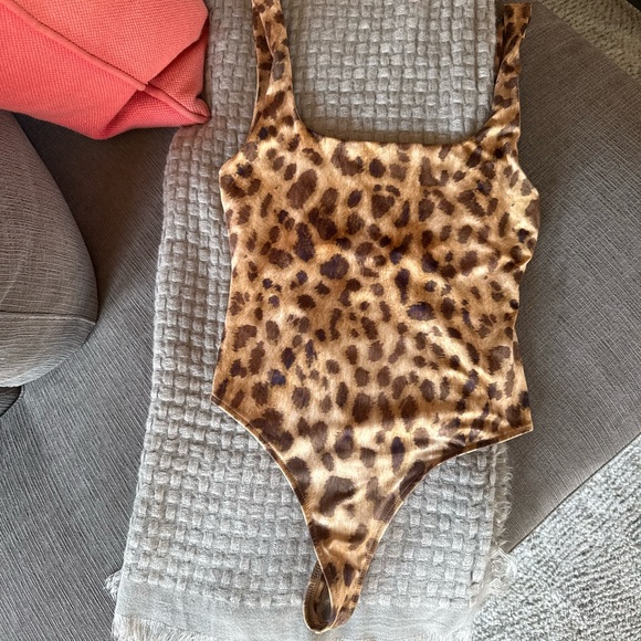 Zara Tops - Zara Leopard Print Bodysuit